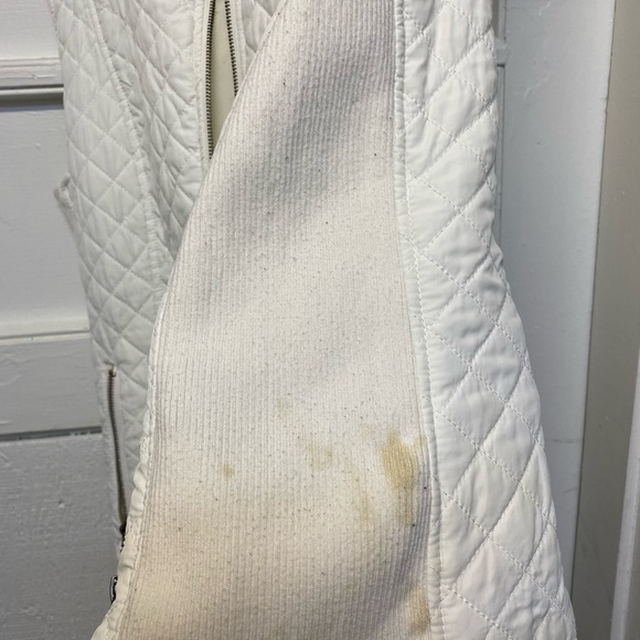 New Directions Women’s Puffer Quilted Vest. Size XL - Picture 6 of 9